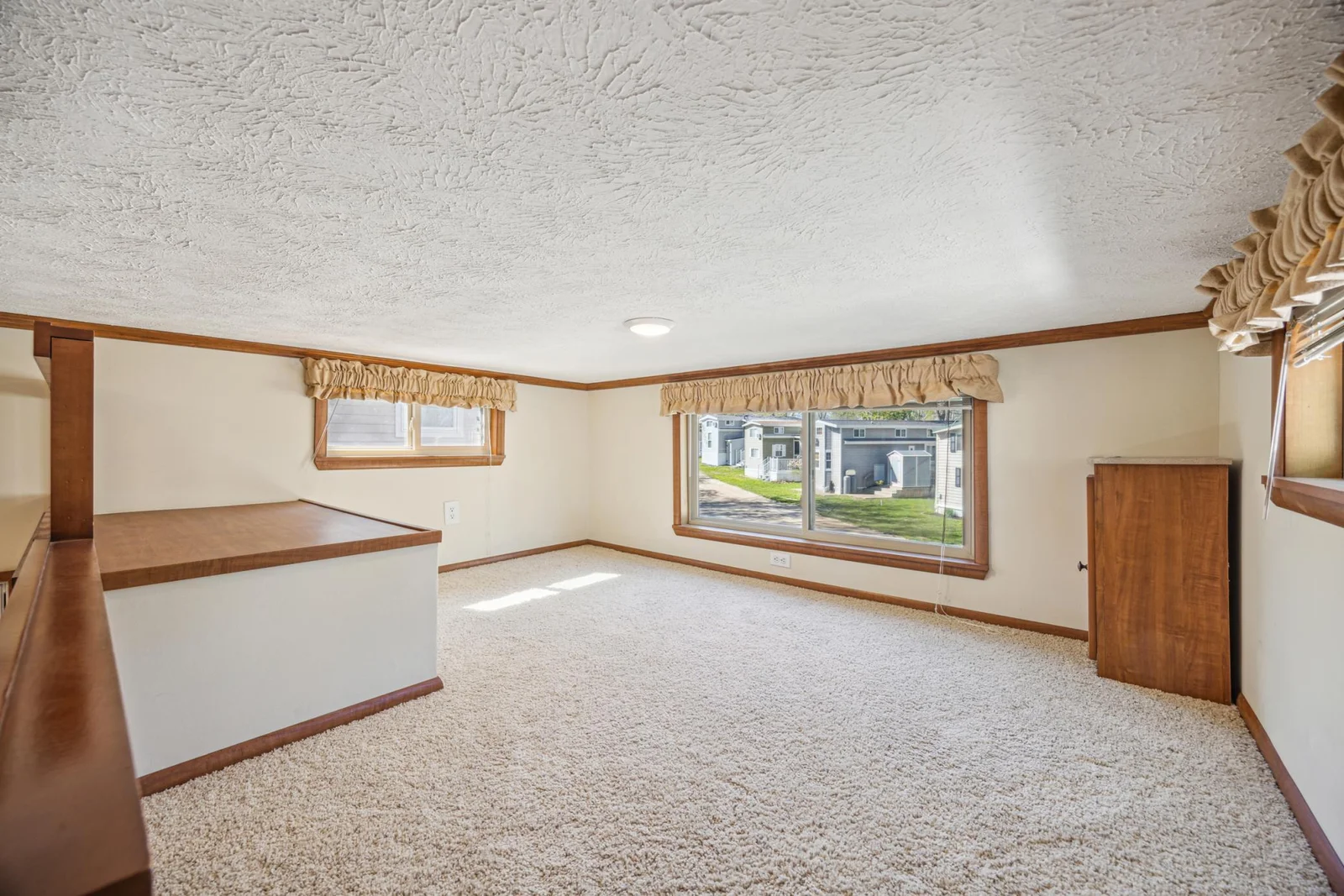 Upper level loft area!