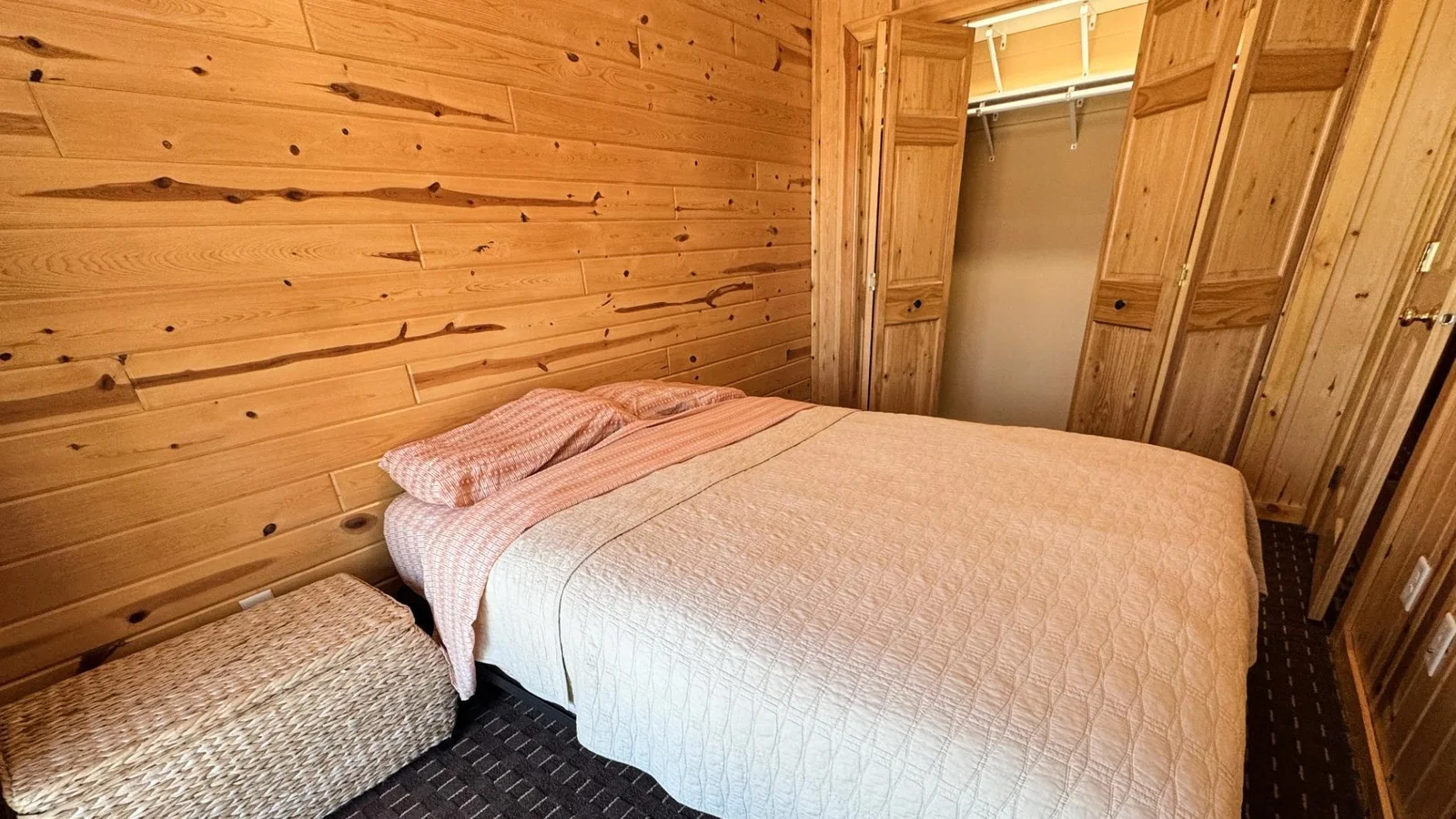 14916 Upper Sandy Road Adhby MN-2.jpg