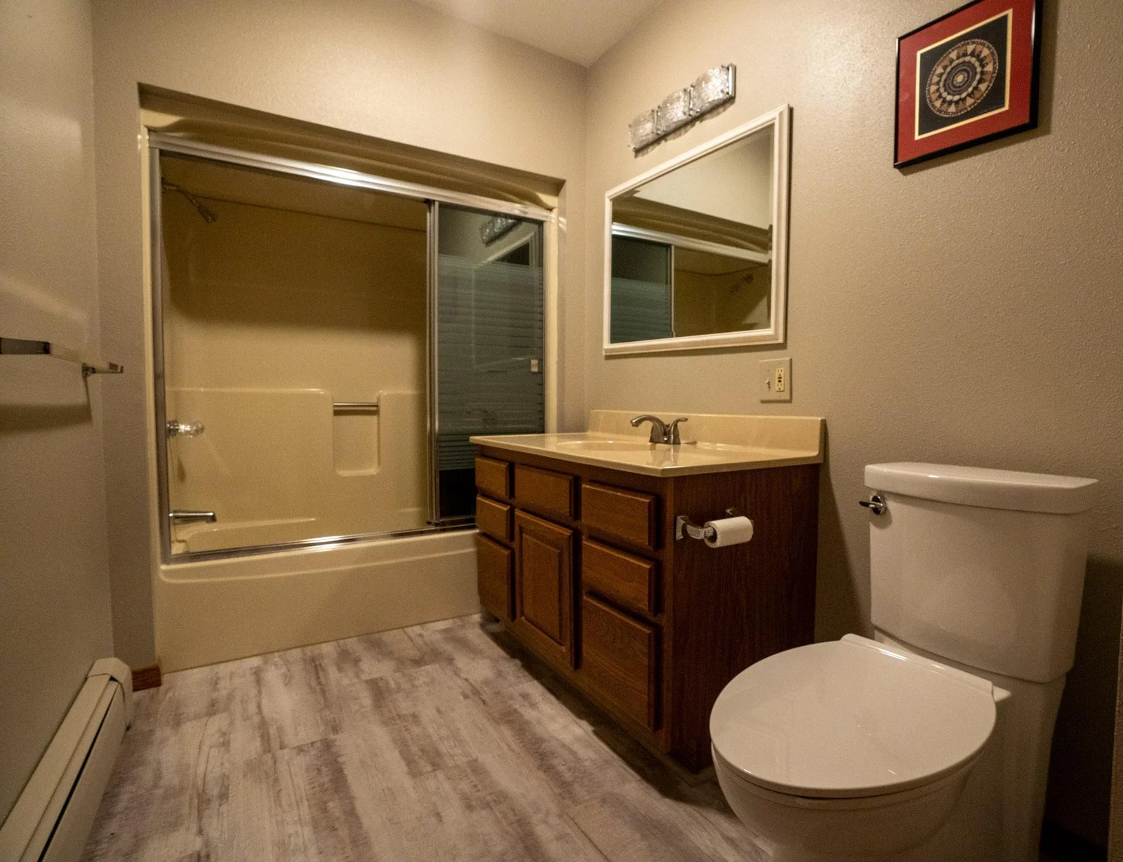 Upper Level Bath