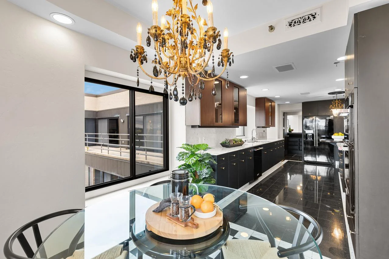 Breakfast Nook