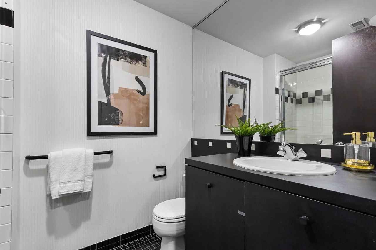 2nd Bathroom