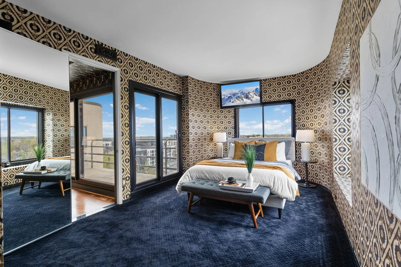 2nd Bedroom with Access to Balcony