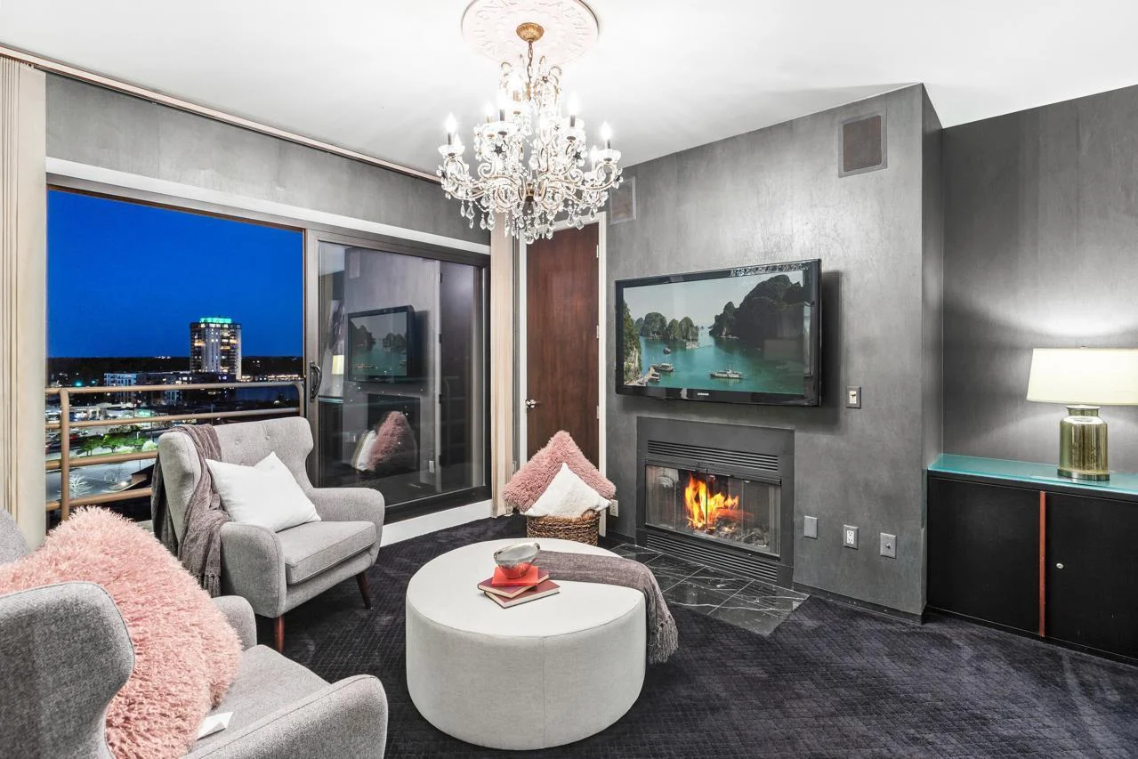 Fireplace in 3rd Bedroom - Twilight Views