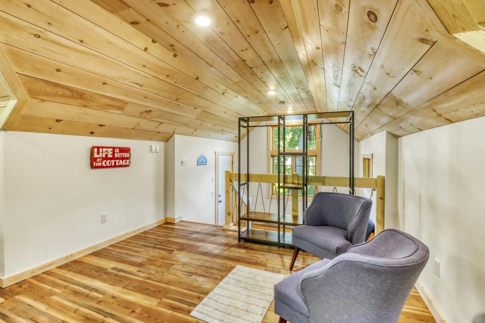 16 Bunkhouse5.JPG