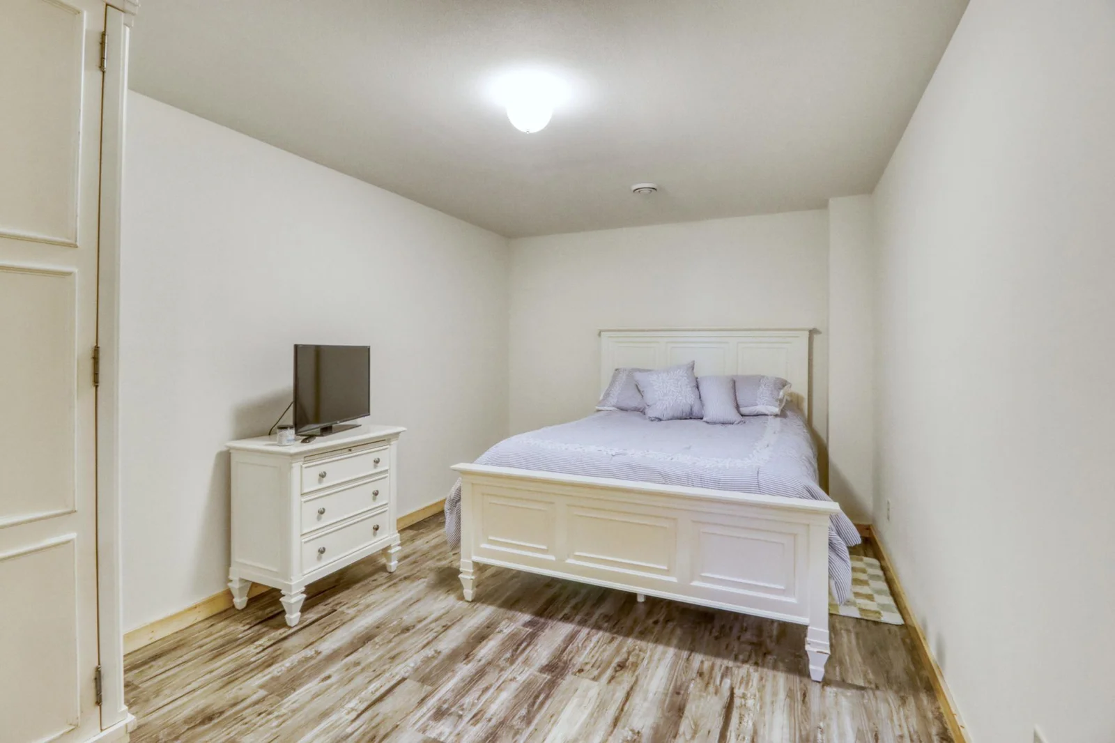 13 Basement Bedroom1.JPG