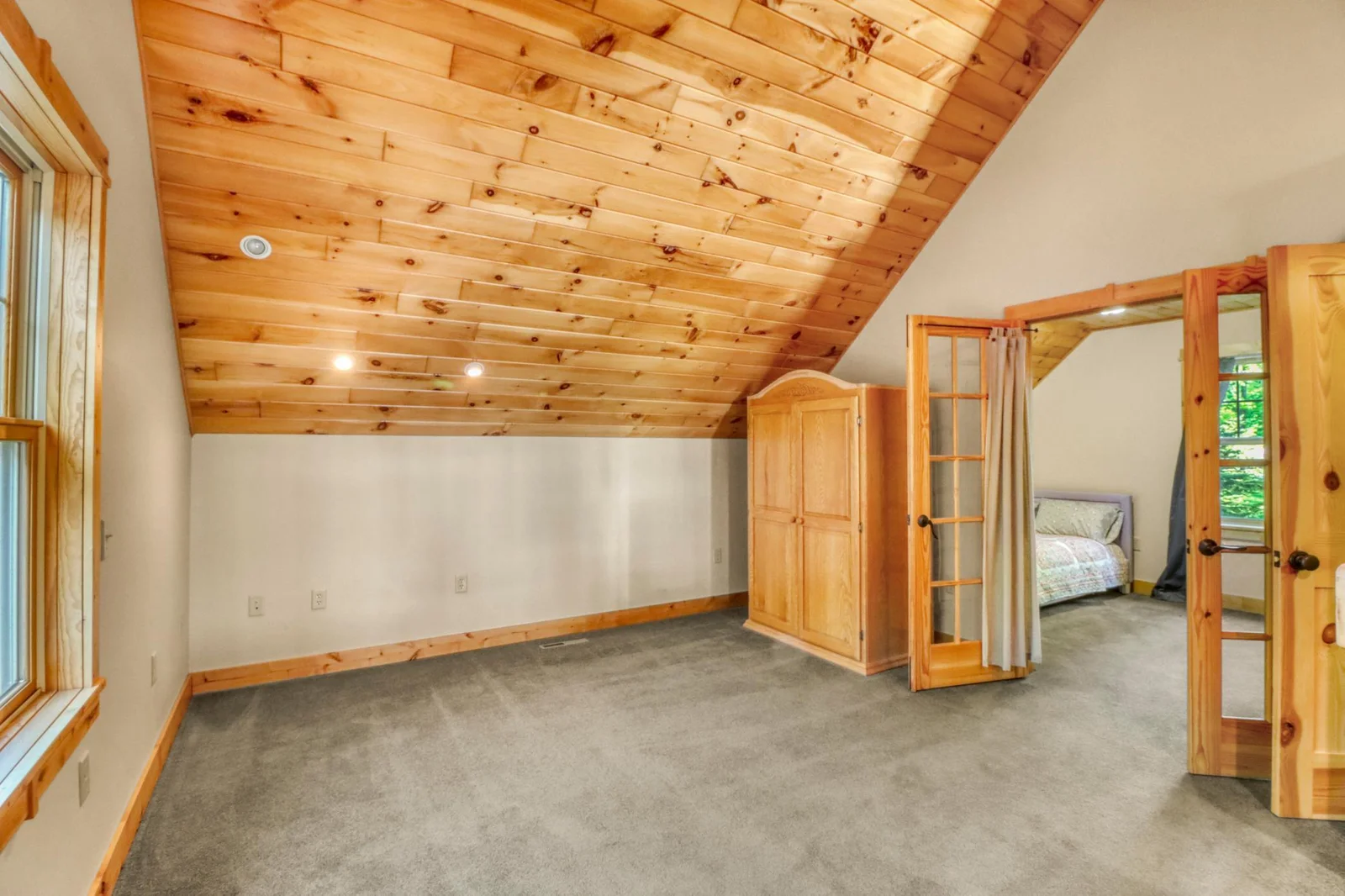 10Loft1_3.JPG