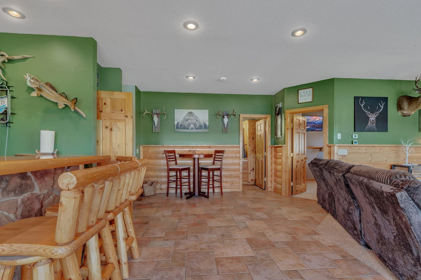 Room for multiple furniture arrangements.
