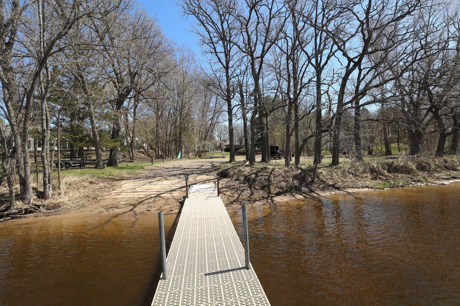 Regional Park dock access. Photo 91-103 Features the amenities of Bend in the River Park.