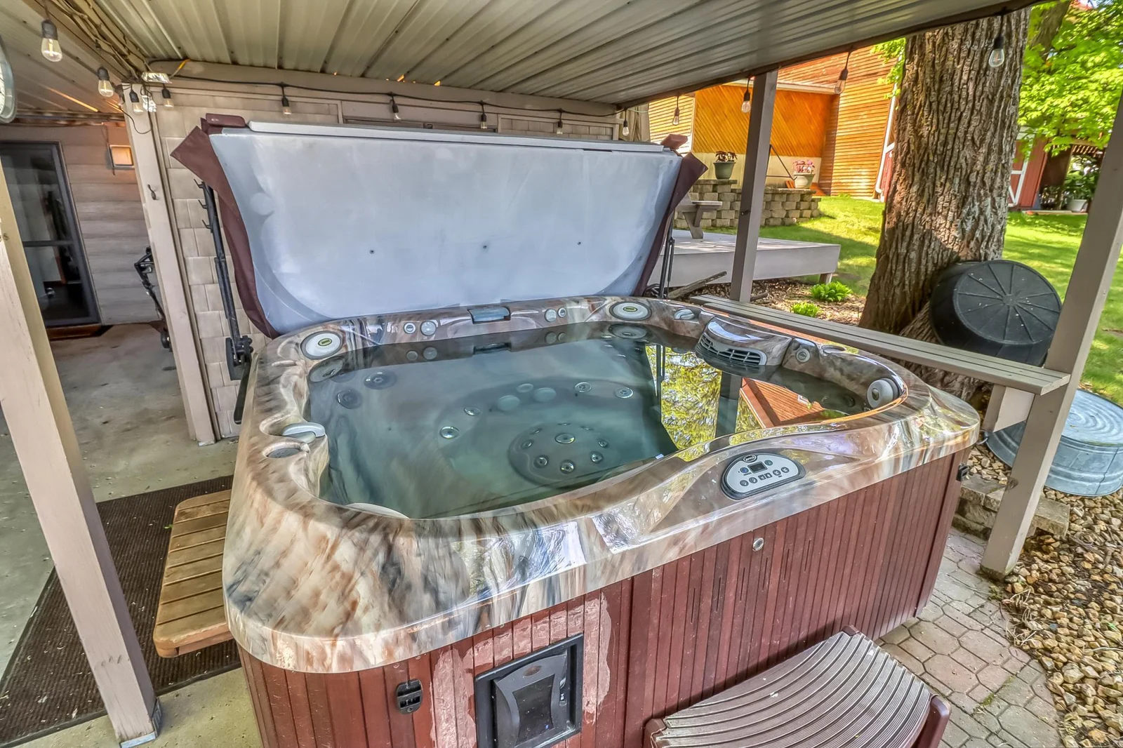 Hottub