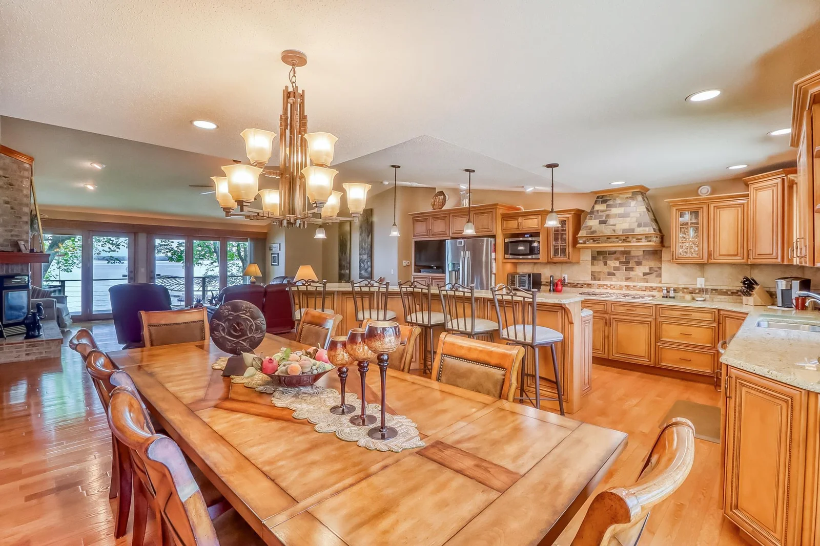 Kitchen/Dining