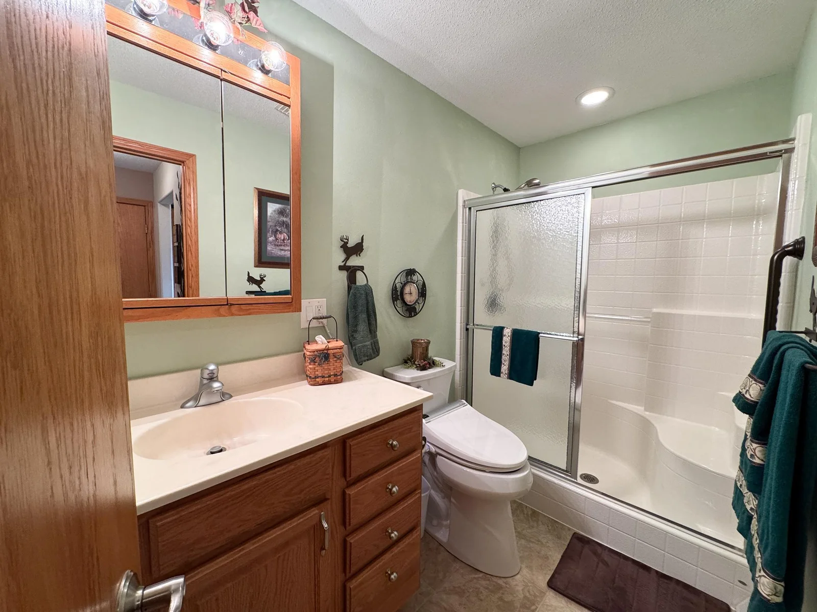 Bathroom_.jpg