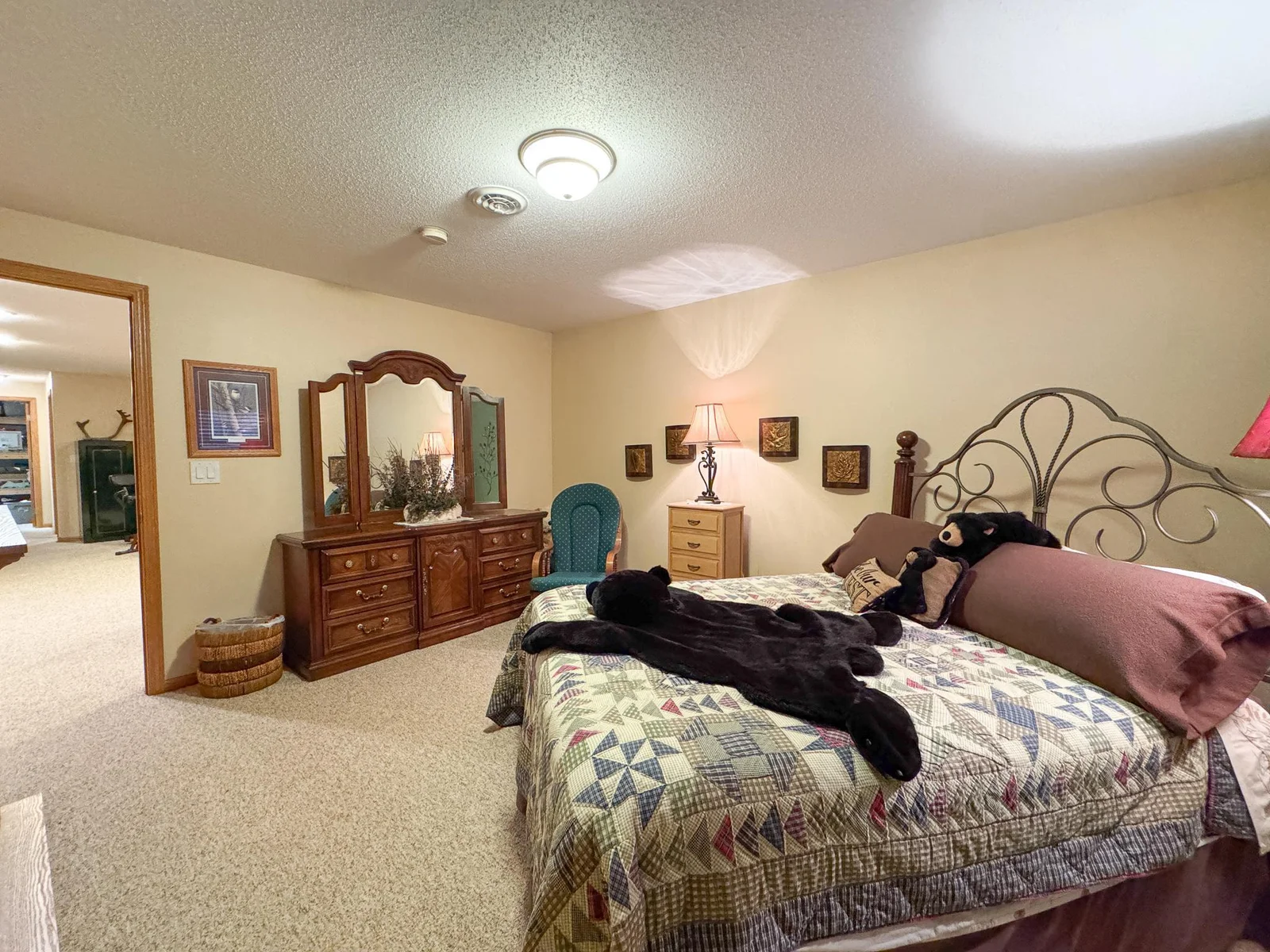 Bedroom #2 1.jpg