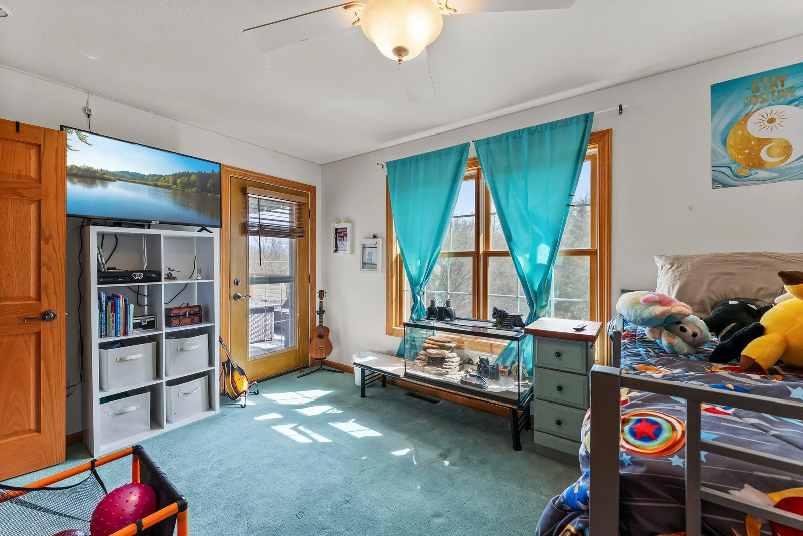 Main level bedroom with access to the deck
