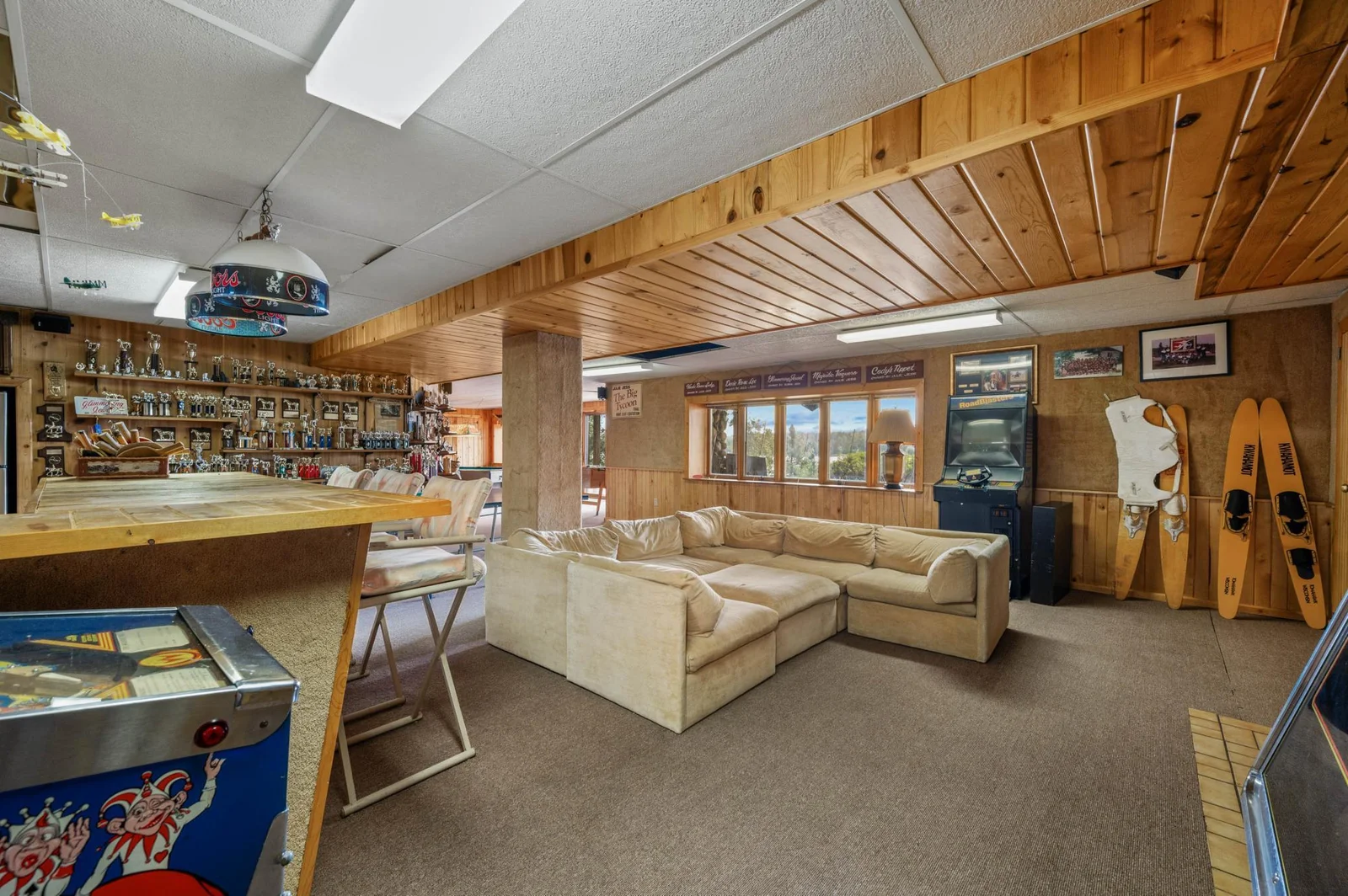 Lower level family/bar room