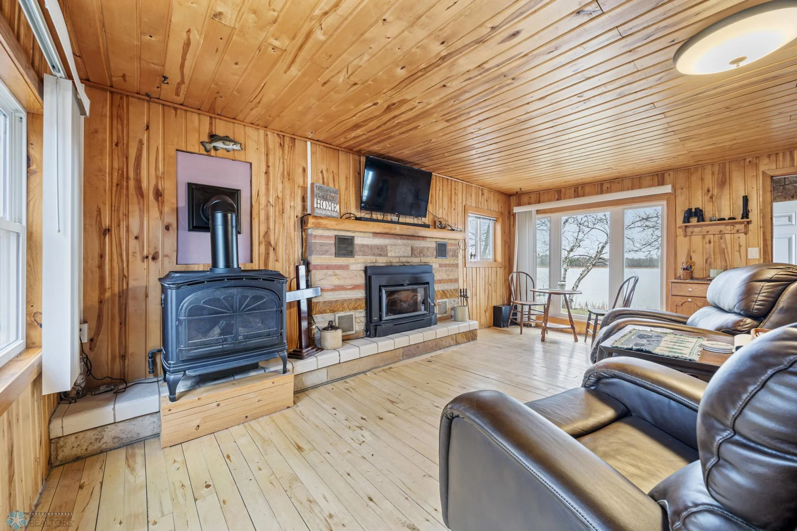 Living Dining Area