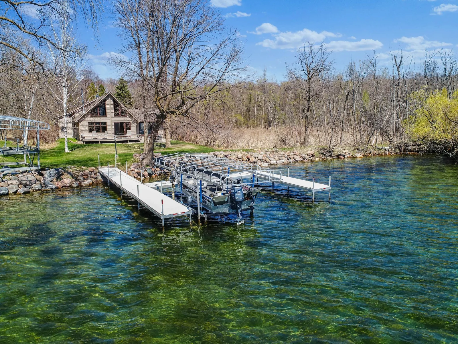 Drone Exterior | Lake Carlos