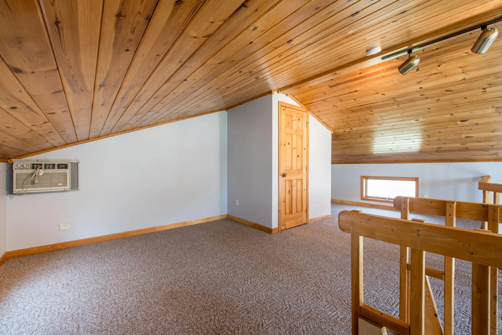 Guest House - Upper Level