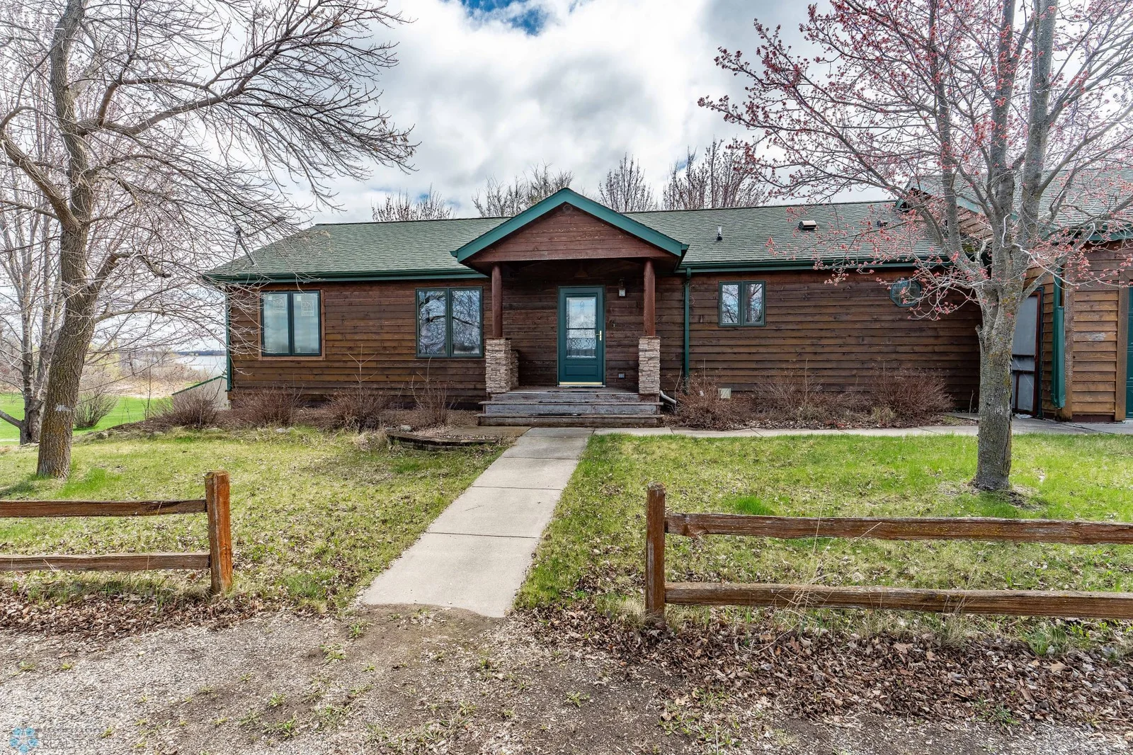 23898 324th Ave Underwood SPRING-104.jpg