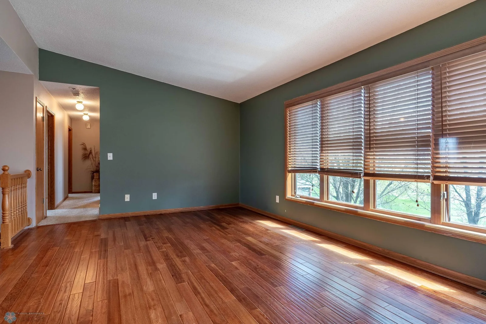 23898 324th Ave Underwood SPRING-215.jpg