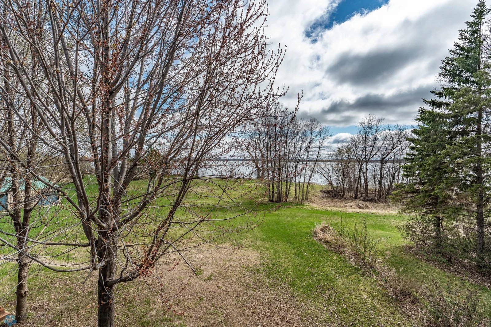 23898 324th Ave Underwood SPRING-119.jpg
