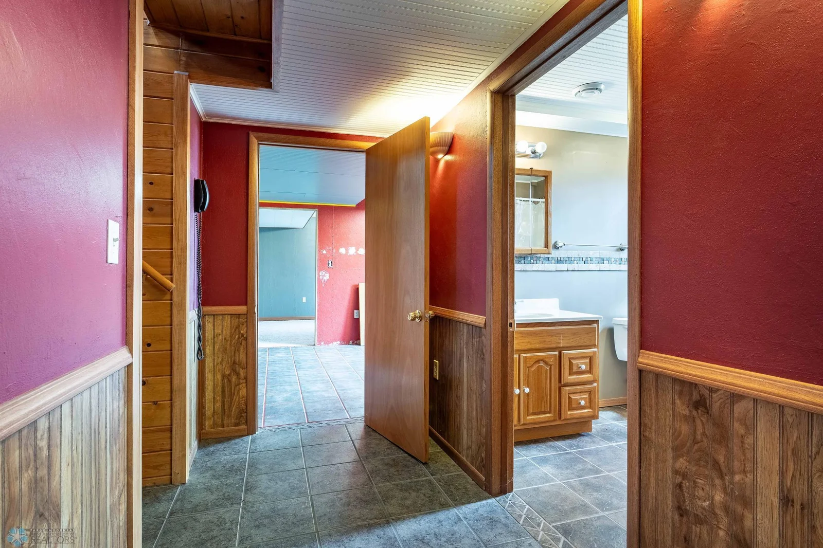 23898 324th Ave Underwood SPRING-239.jpg