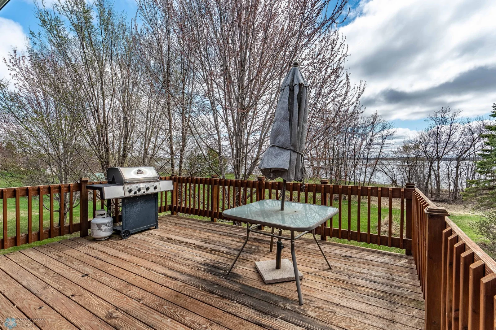 23898 324th Ave Underwood SPRING-116.jpg