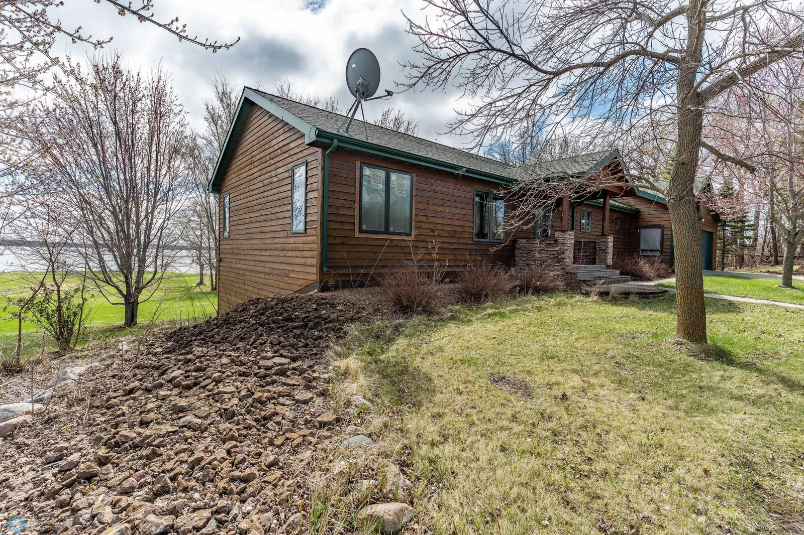 23898 324th Ave Underwood SPRING-107.jpg