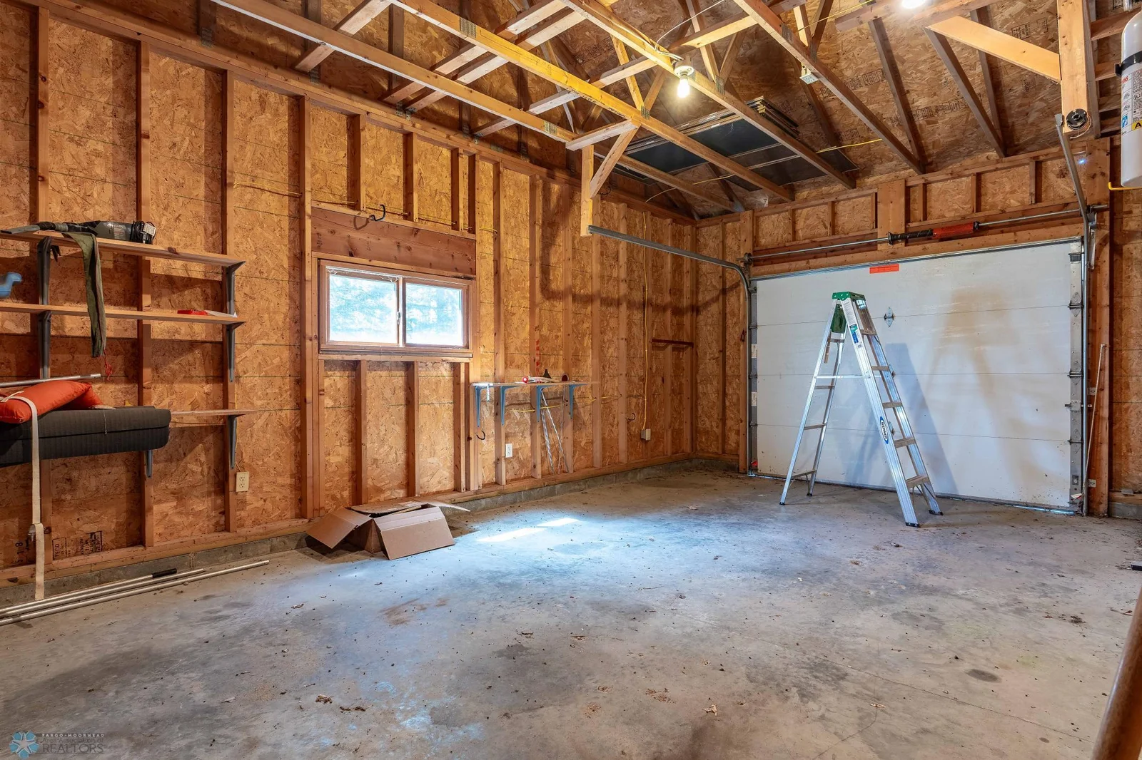 23898 324th Ave Underwood SPRING-250.jpg