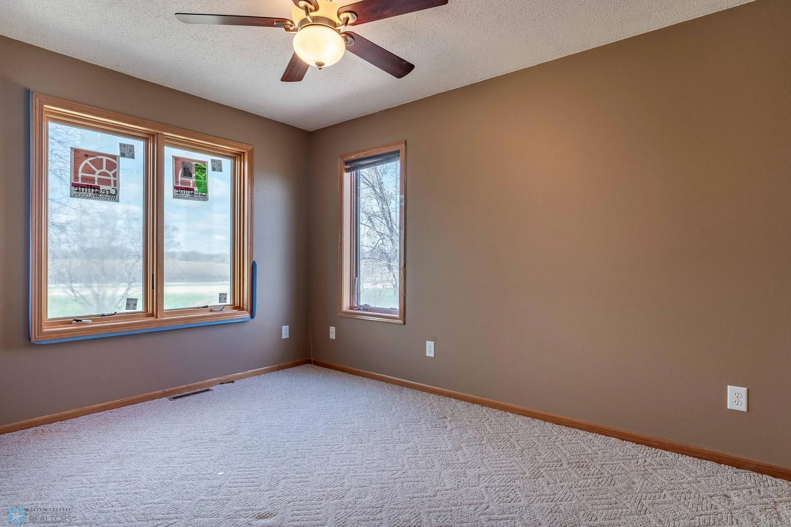 23898 324th Ave Underwood SPRING-222.jpg