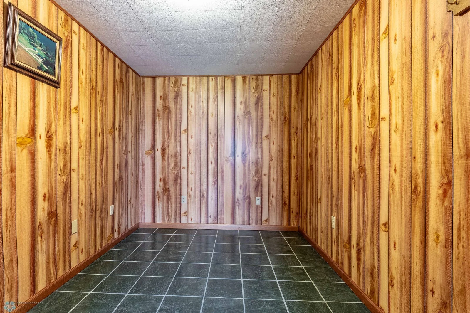 23898 324th Ave Underwood SPRING-244.jpg