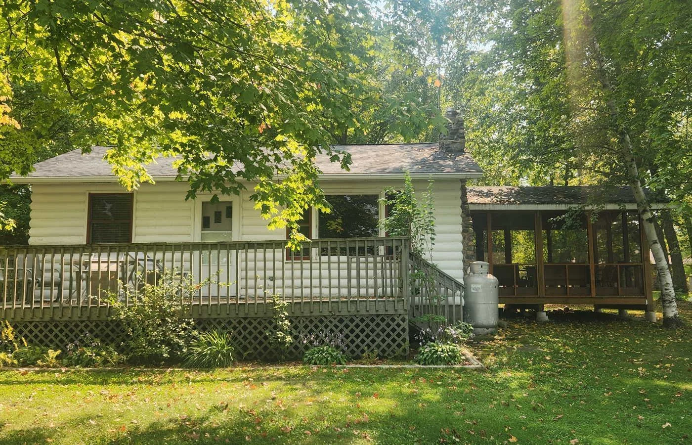 22 Winterhaven #1 cabin 2.jpg