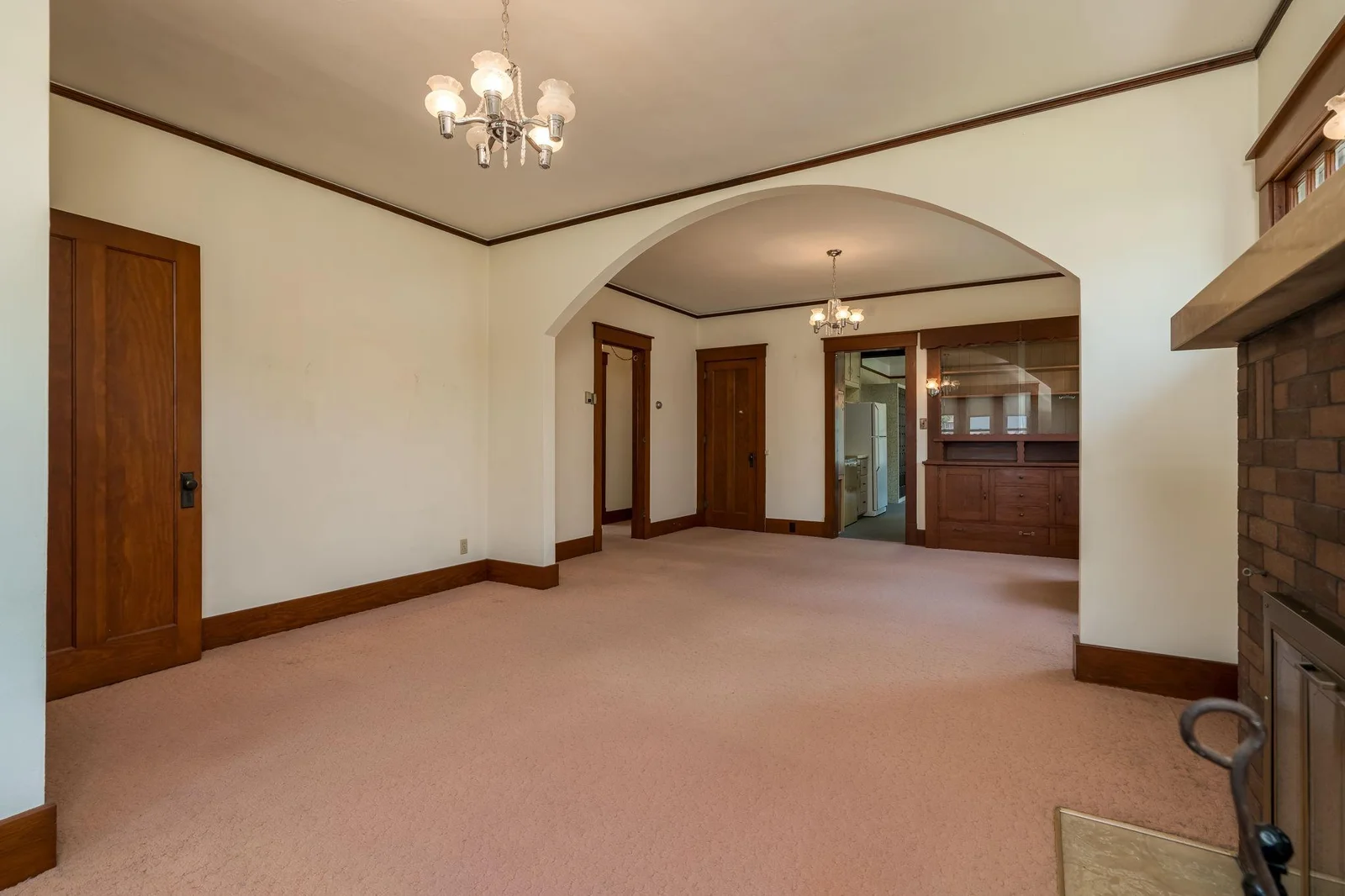 Arches and crown moulding