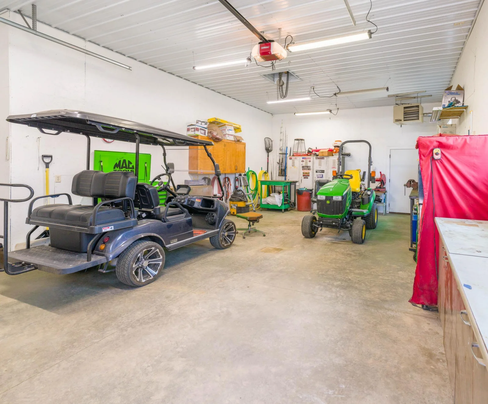 Heated Workshop in 40 x 56 building