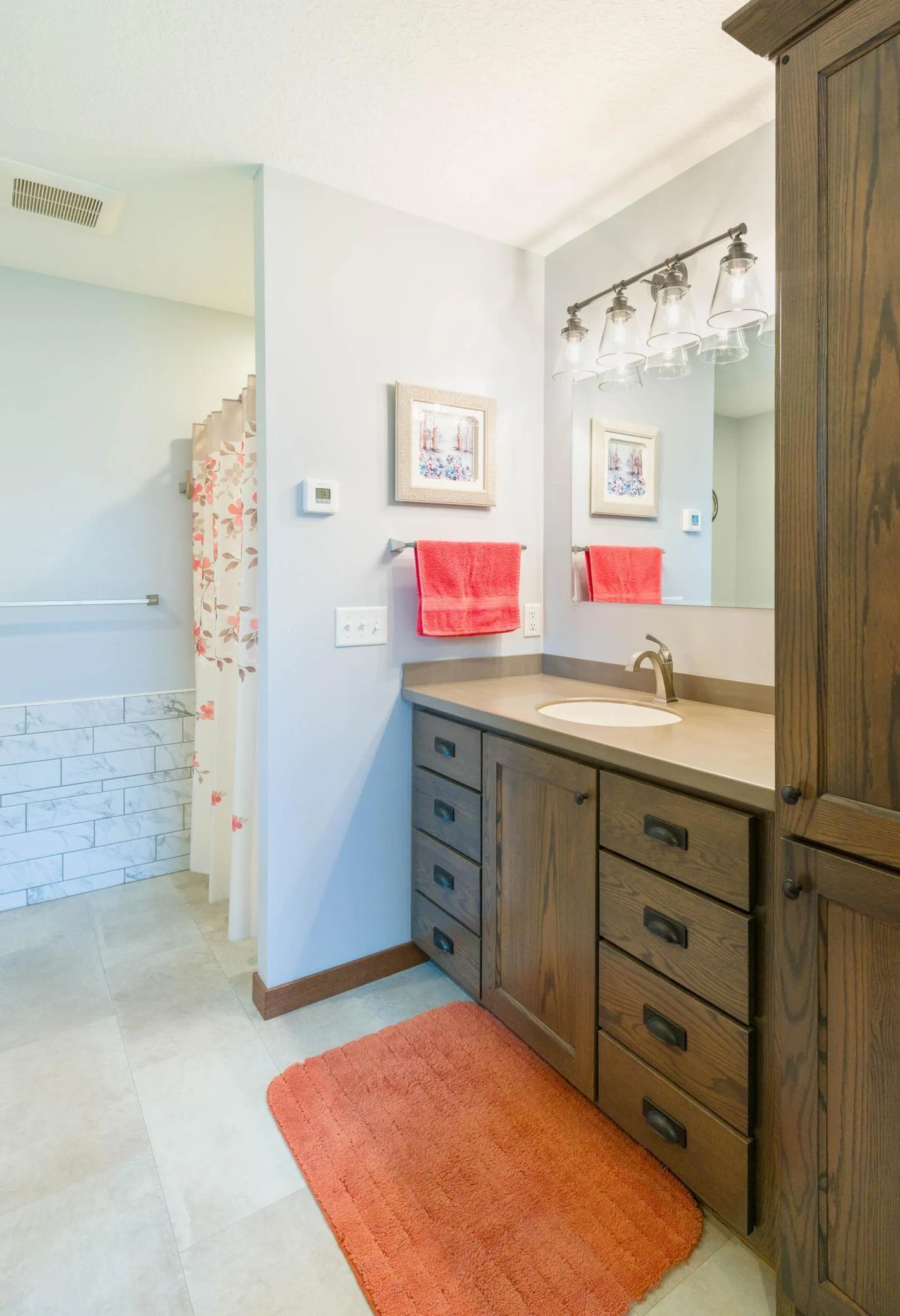 en suite bathroom
