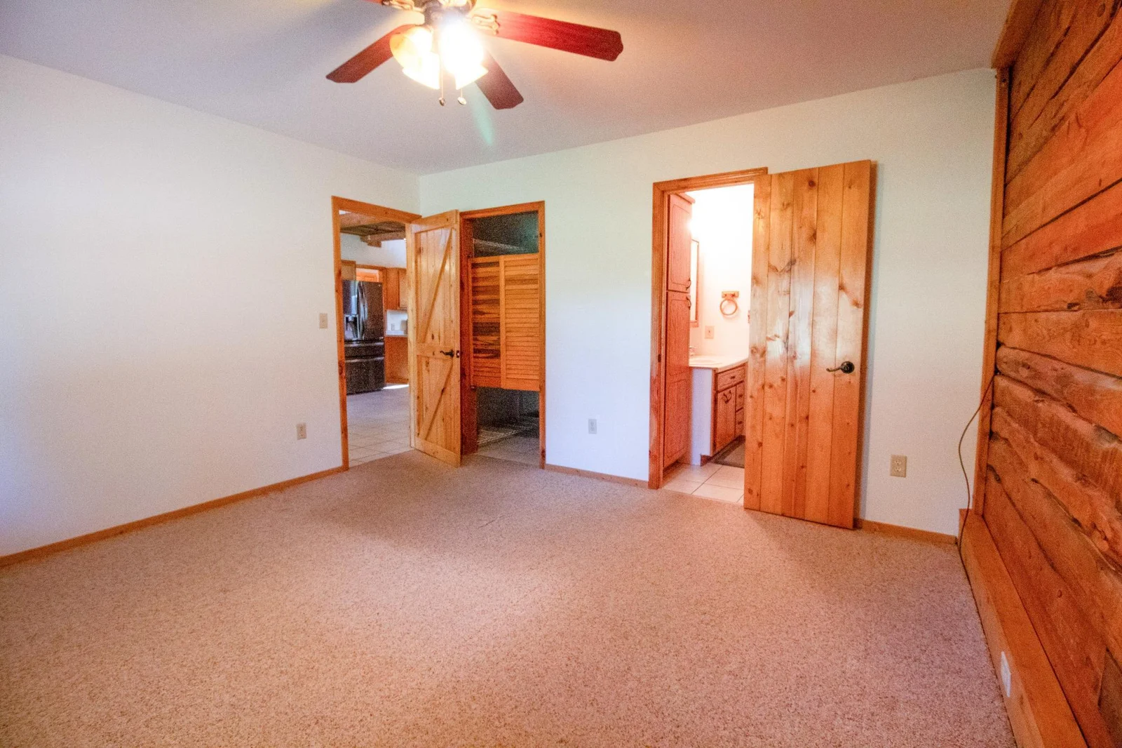 30 Bedroom 1 - 2.jpg