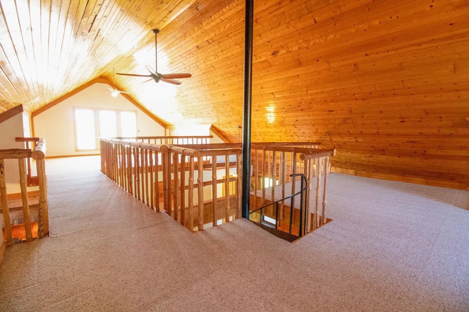 40 Loft 2.jpg