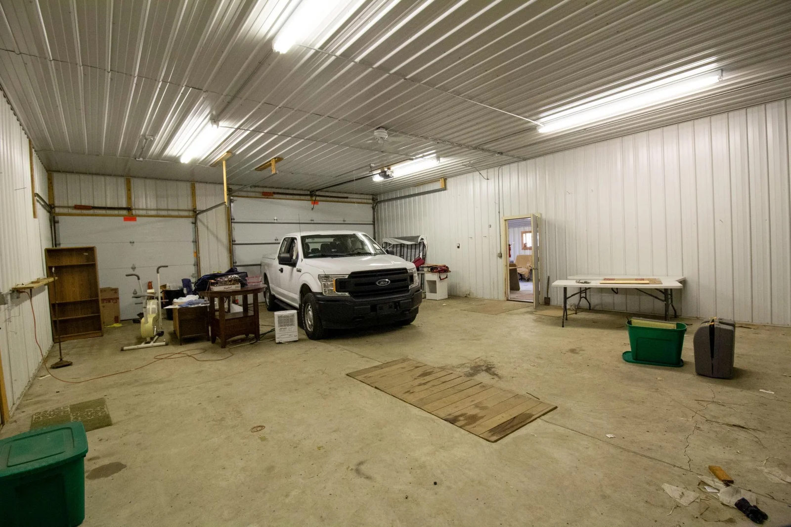 48 Main Garage.jpg