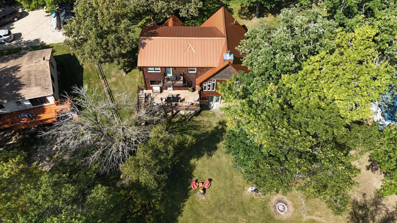 Additional view of home.