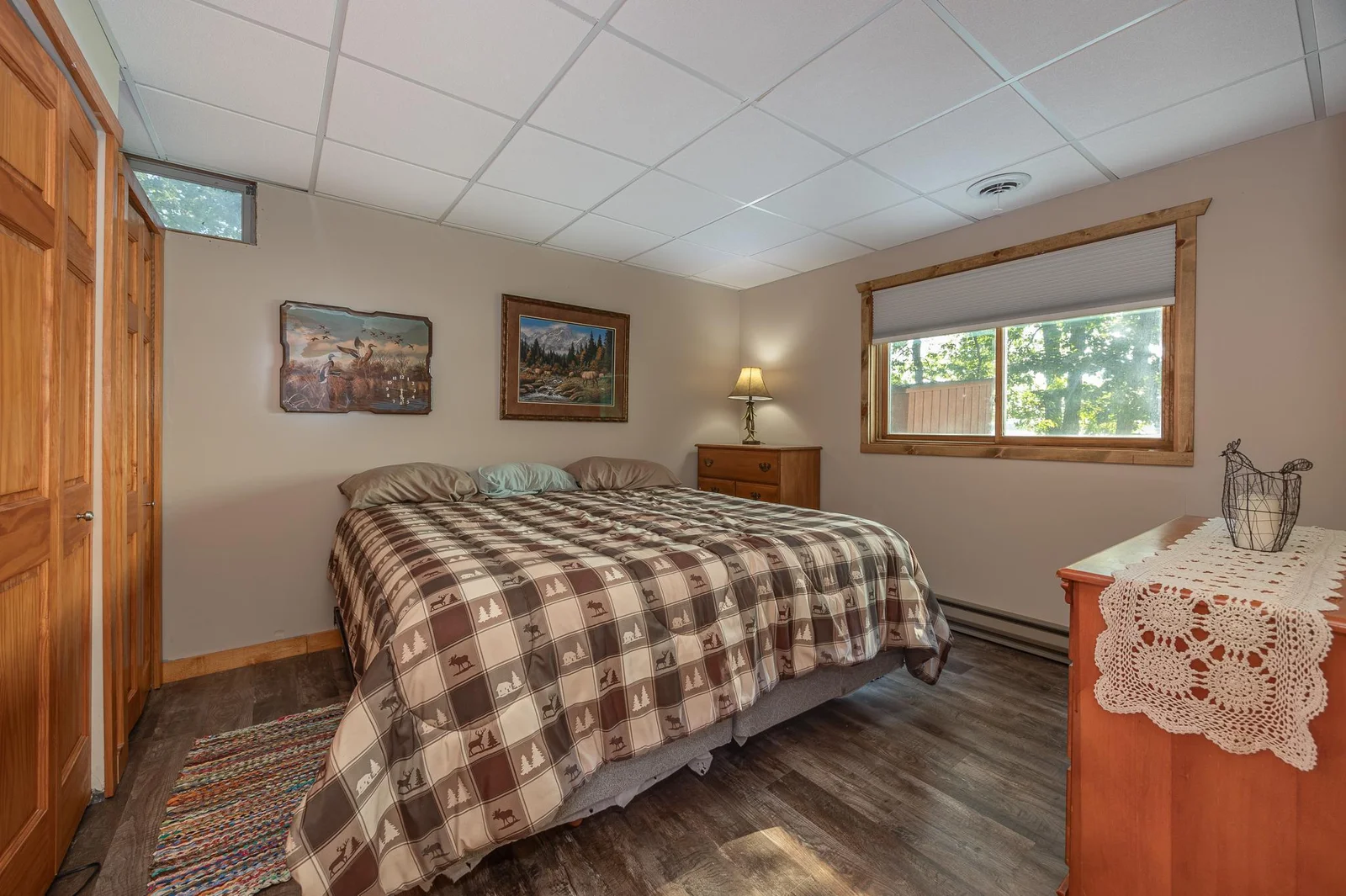 Lower level bedroom.