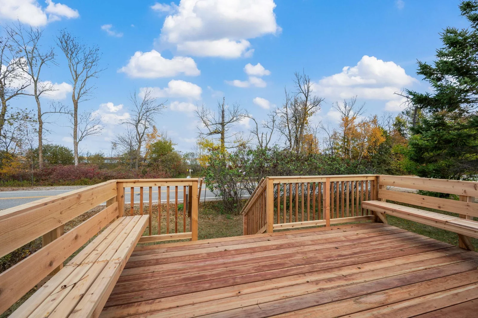 Brand new deck on the lake side