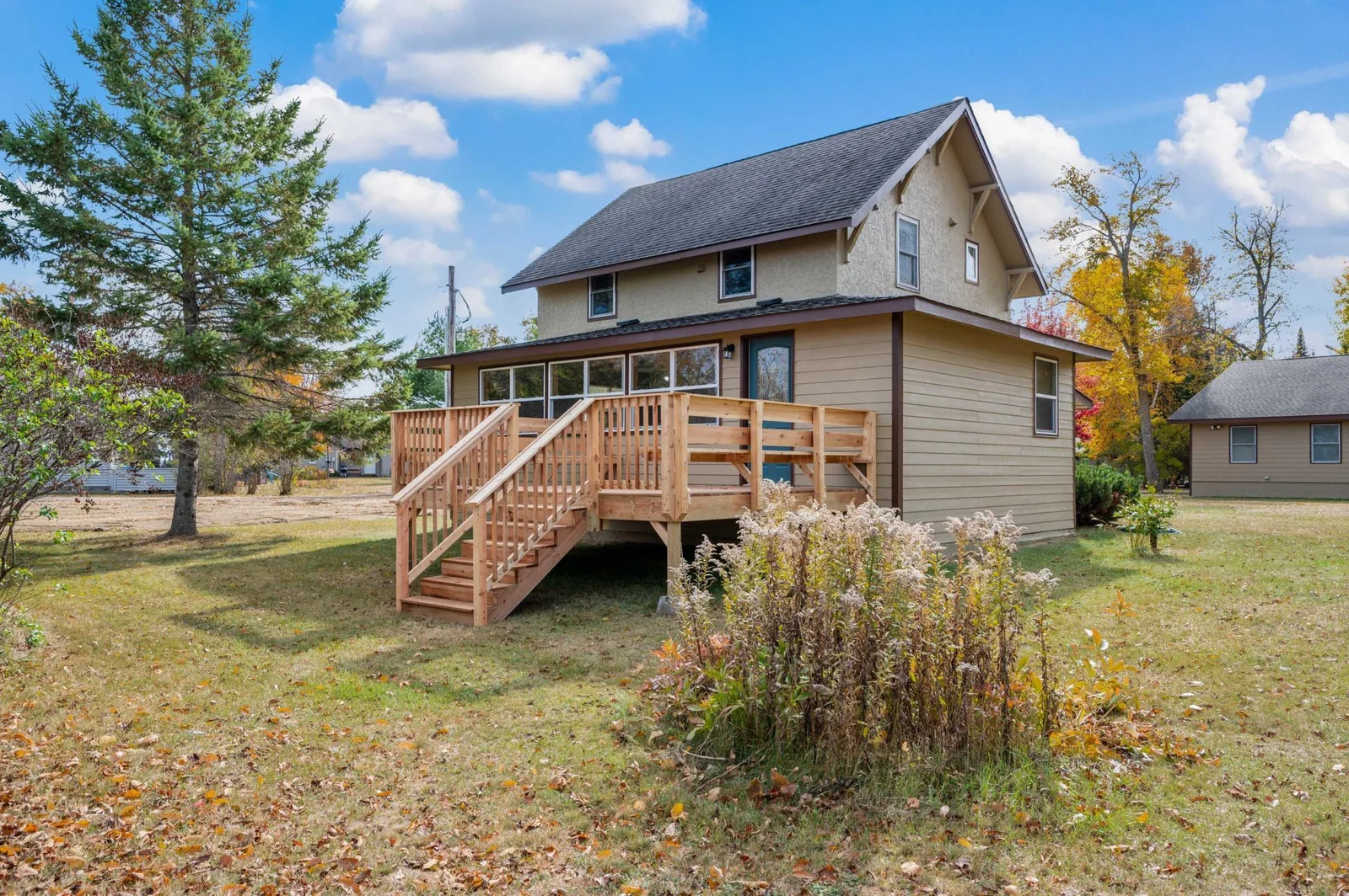 Lake side deck on the main house