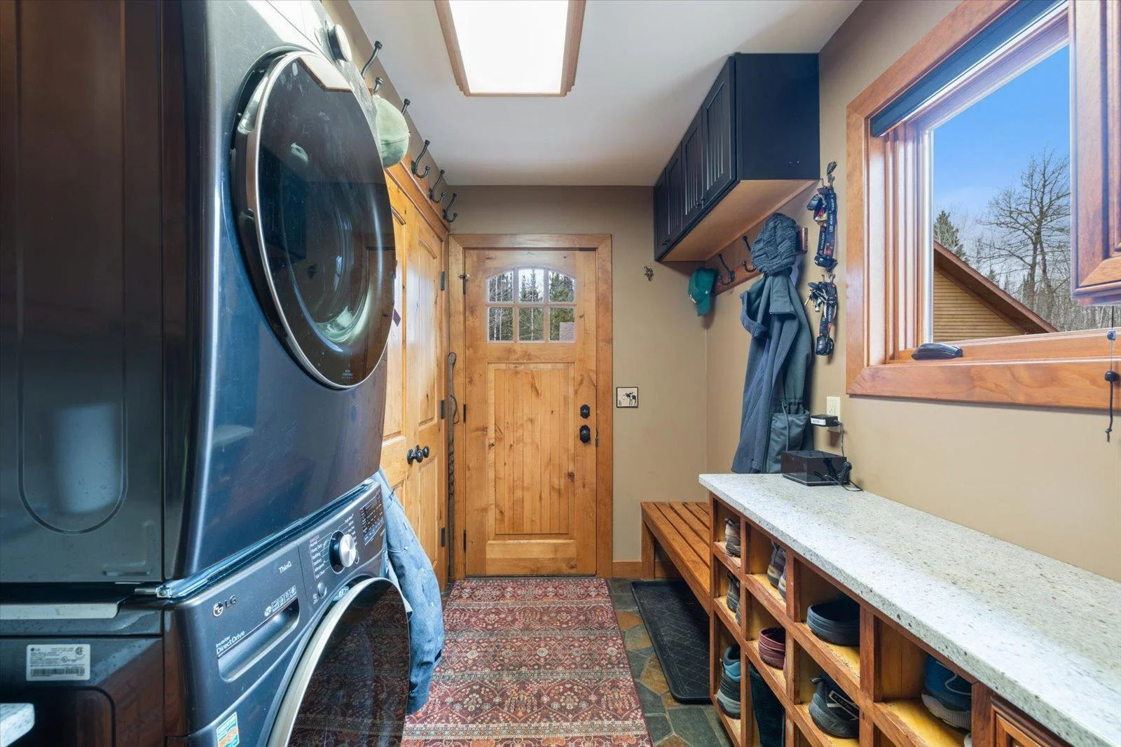 078-Interior _ 1st Floor.jpg