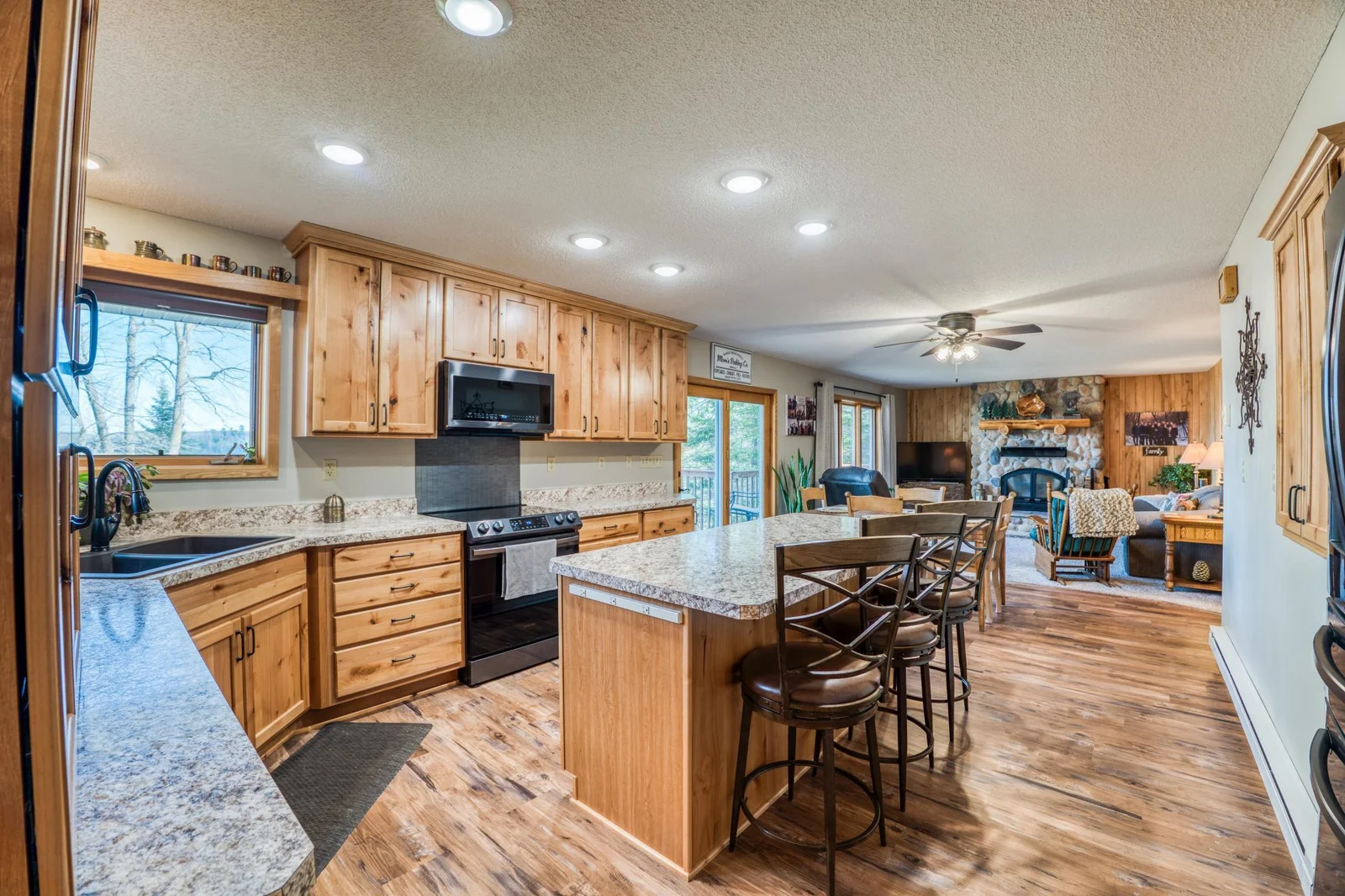 This kitchen is made for entertaining.