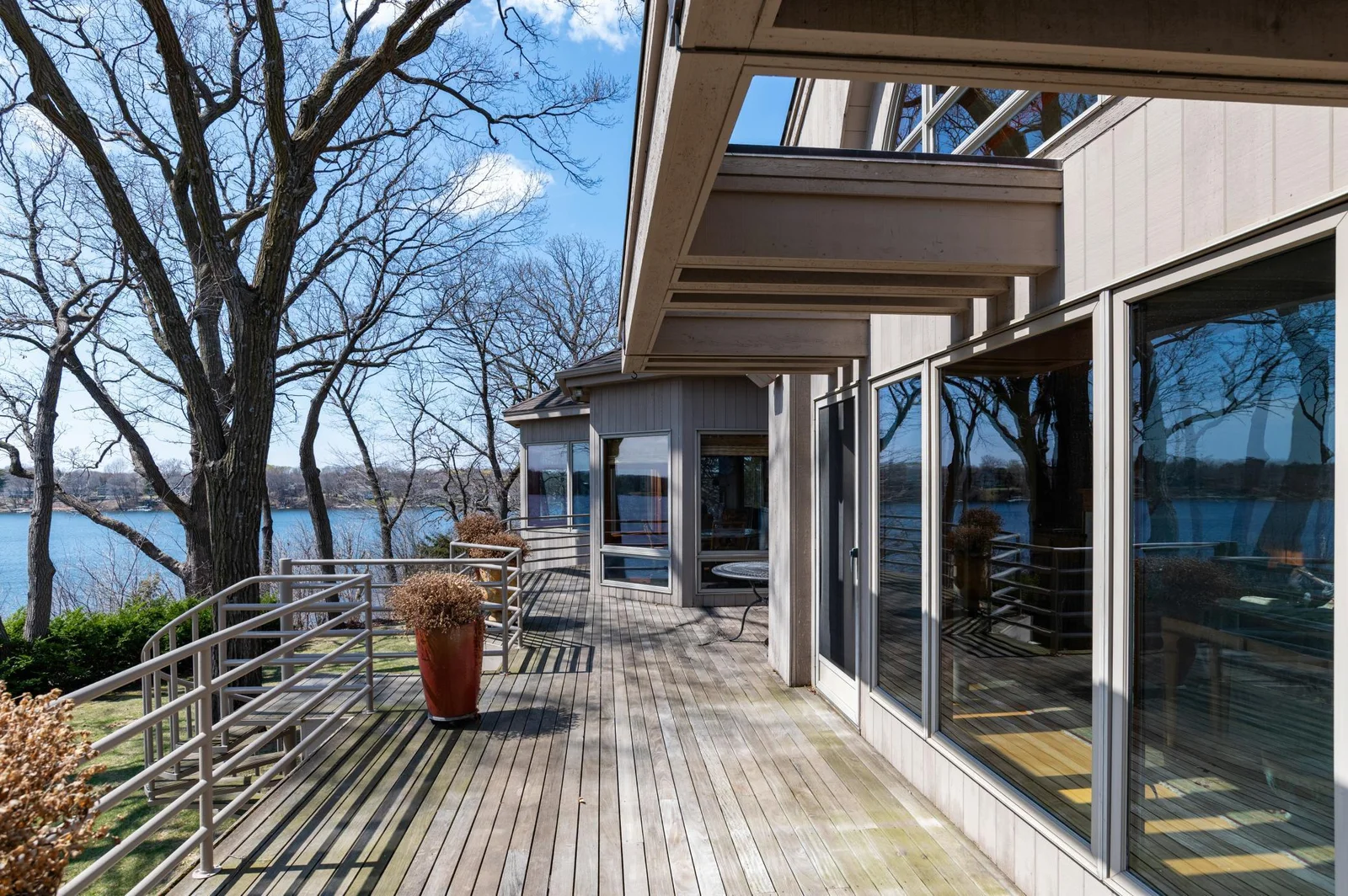 Deck