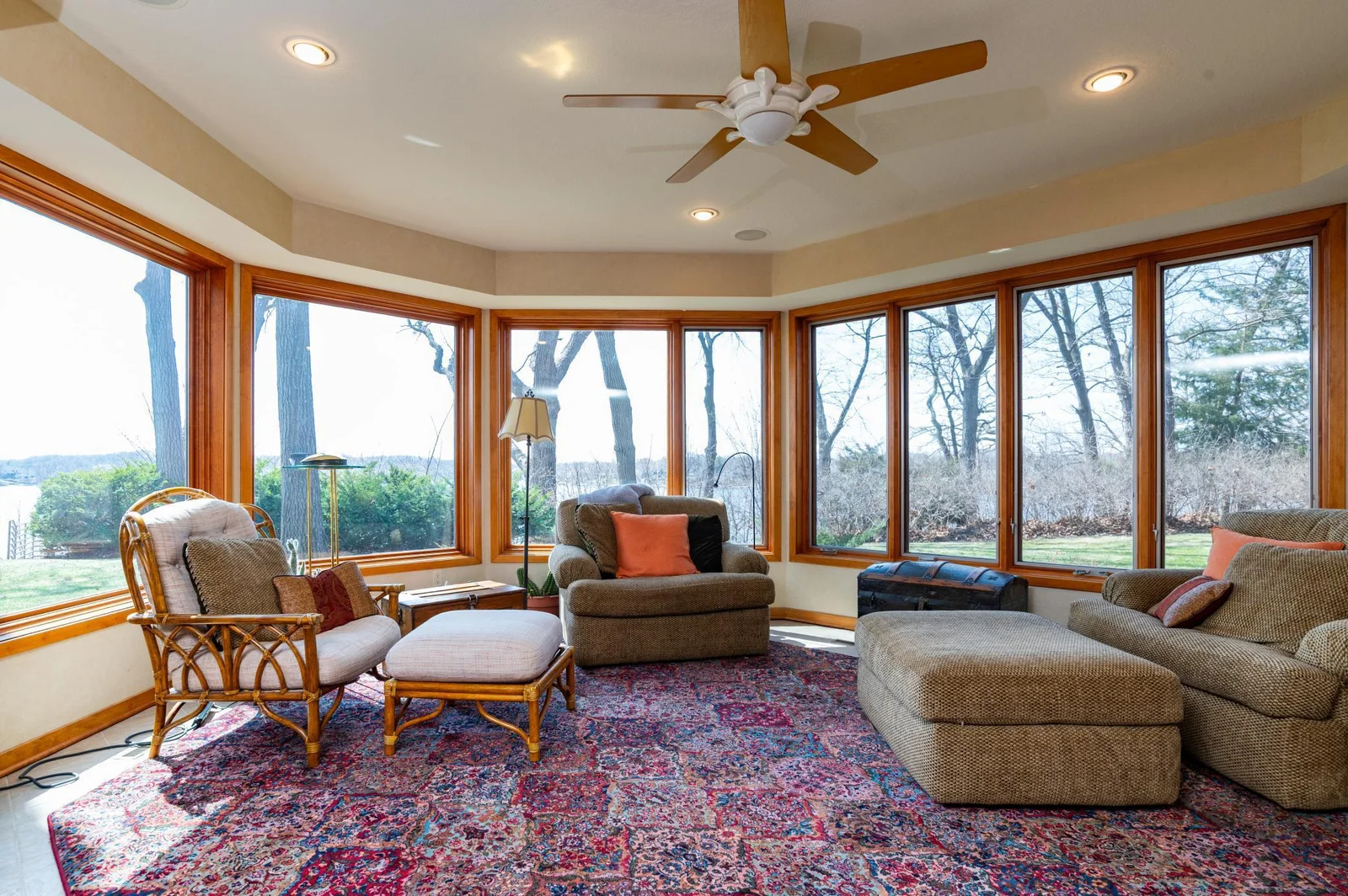 Apartment sitting area