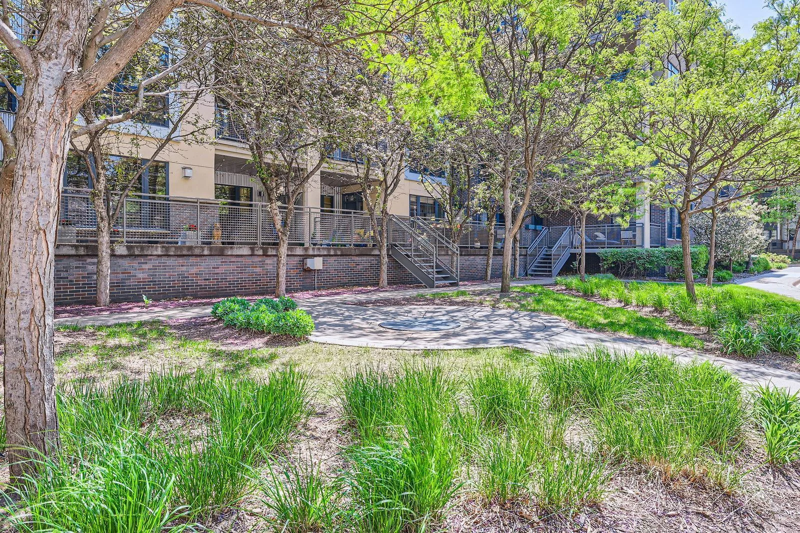 820 Emerald St SE #402 - Web Quality - 027 - 43 Views.jpg