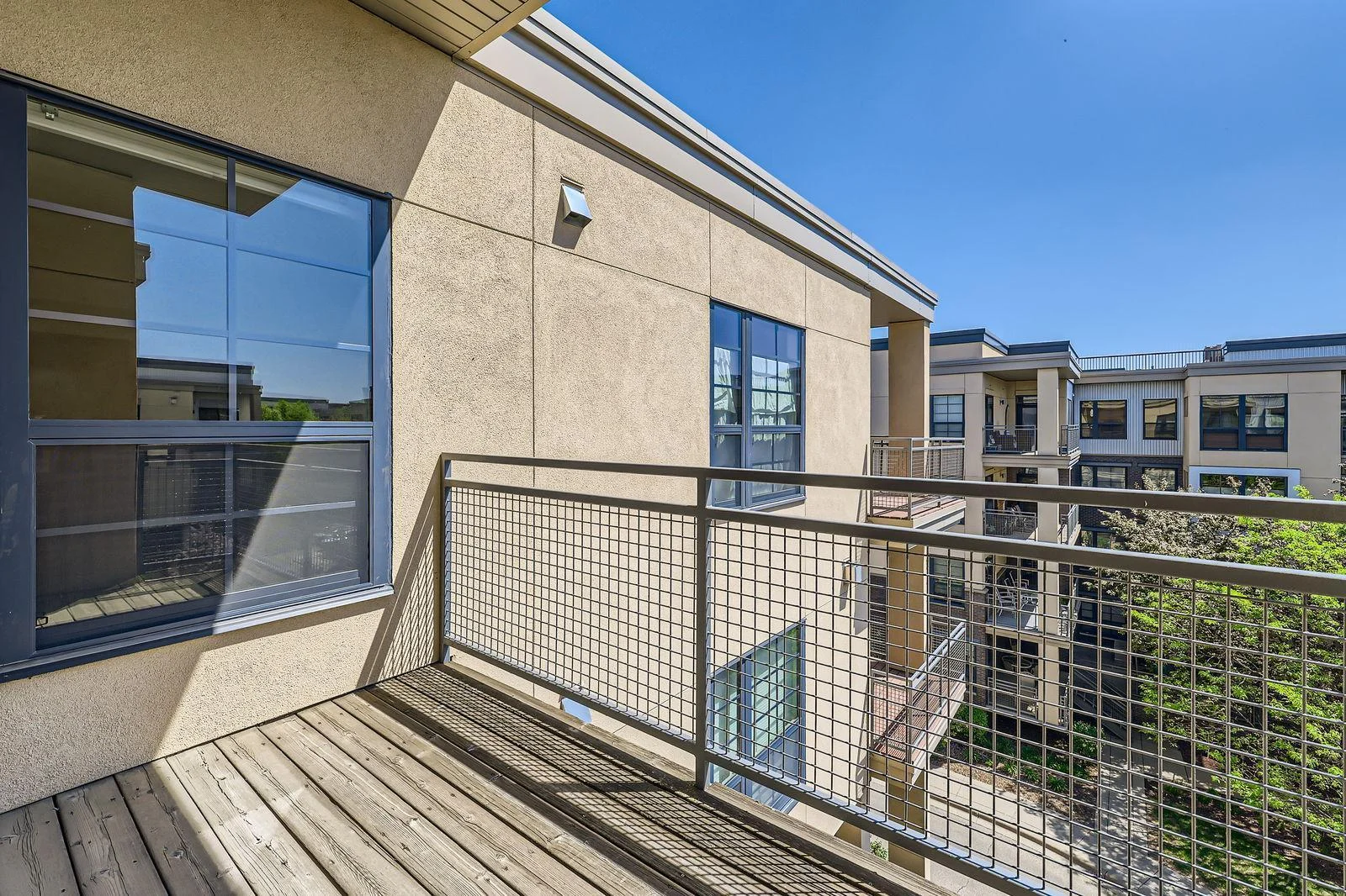 820 Emerald St SE #402 - Web Quality - 023 - 38 Balcony.jpg