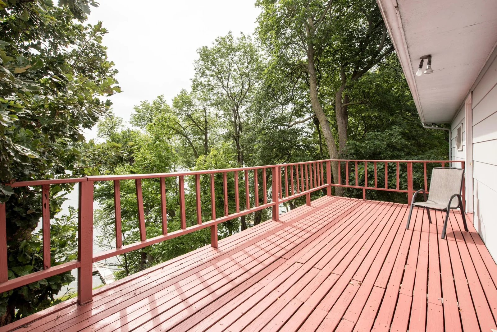 Deck 2.jpg
