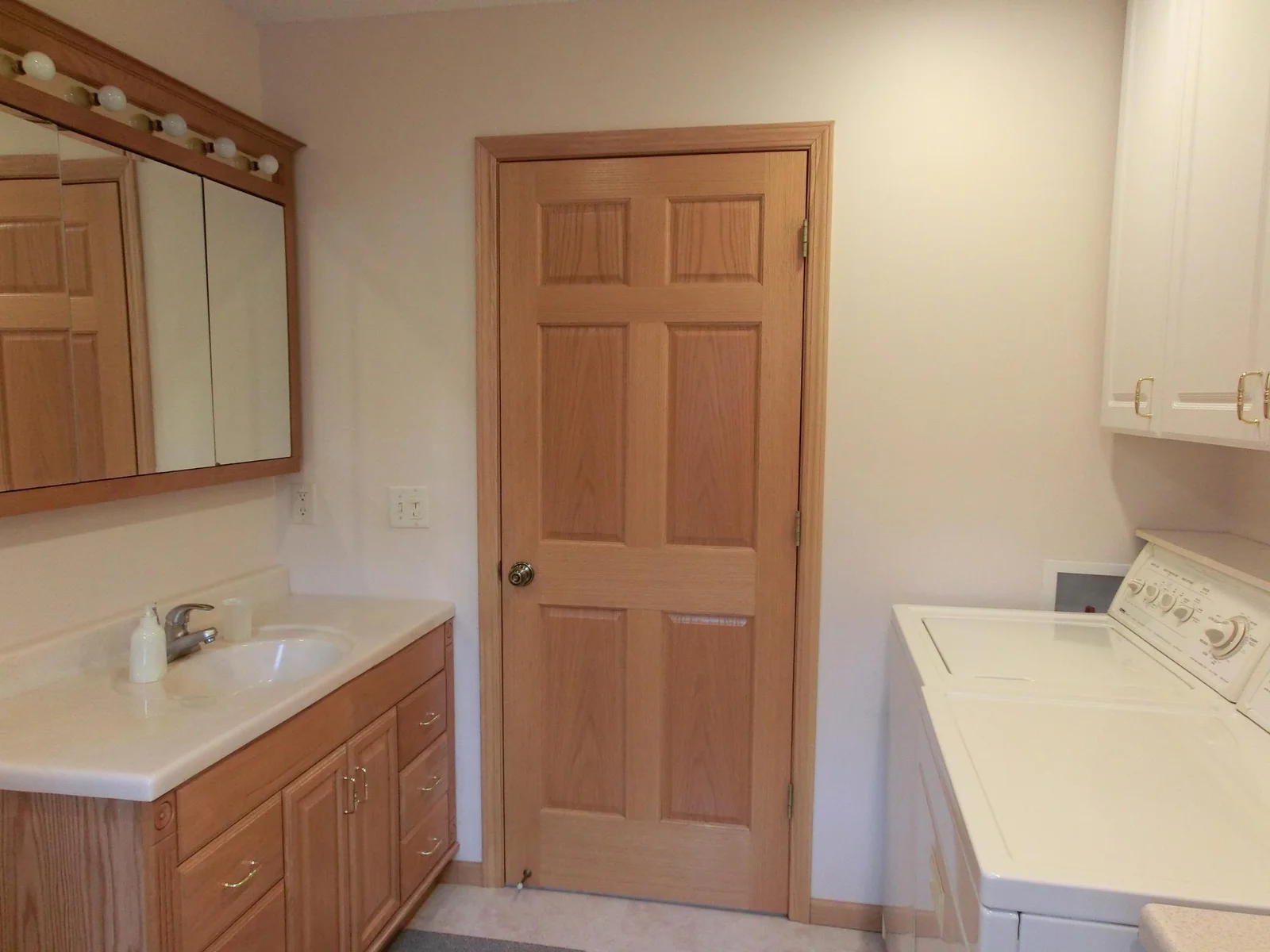 upstairs laundry room