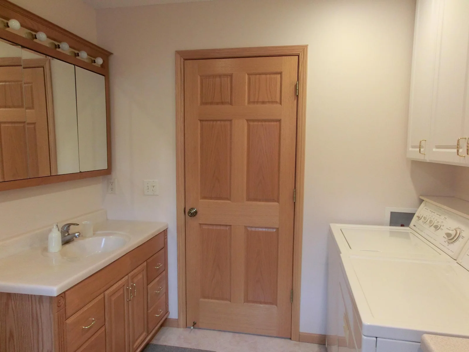 upstairs laundry room